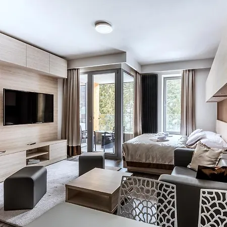 Hotel apartamentowy Pecr Well 4*